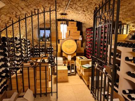 hôtel le Cep Beaune, caveaux de dégustation de vin à Beaune
