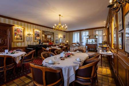 Hotel Le Cep Beaune - salle petit déjeuner