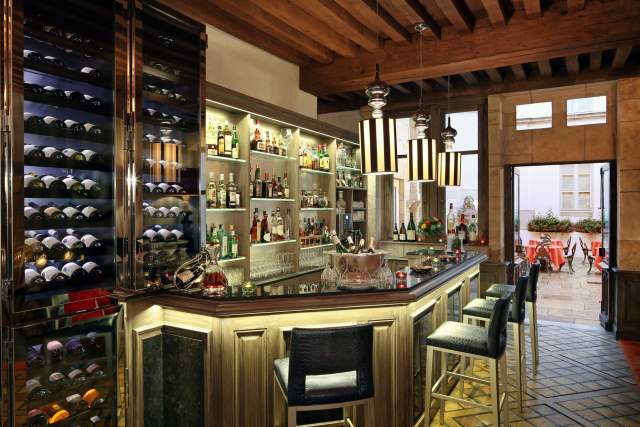 Hôtel 5 étoiles Bourgogne, Hôtel Le Cep