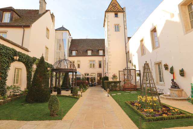 Hôtel 5 étoiles Bourgogne, Hôtel Le Cep